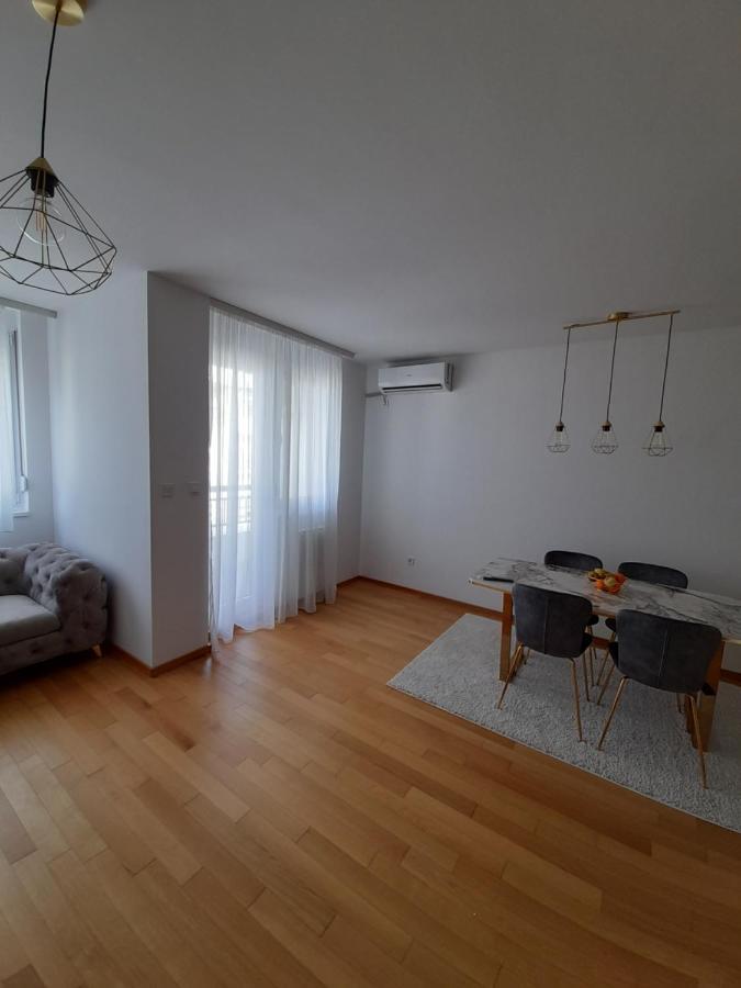 Appartement Apartman Lena à Banja Luka Extérieur photo